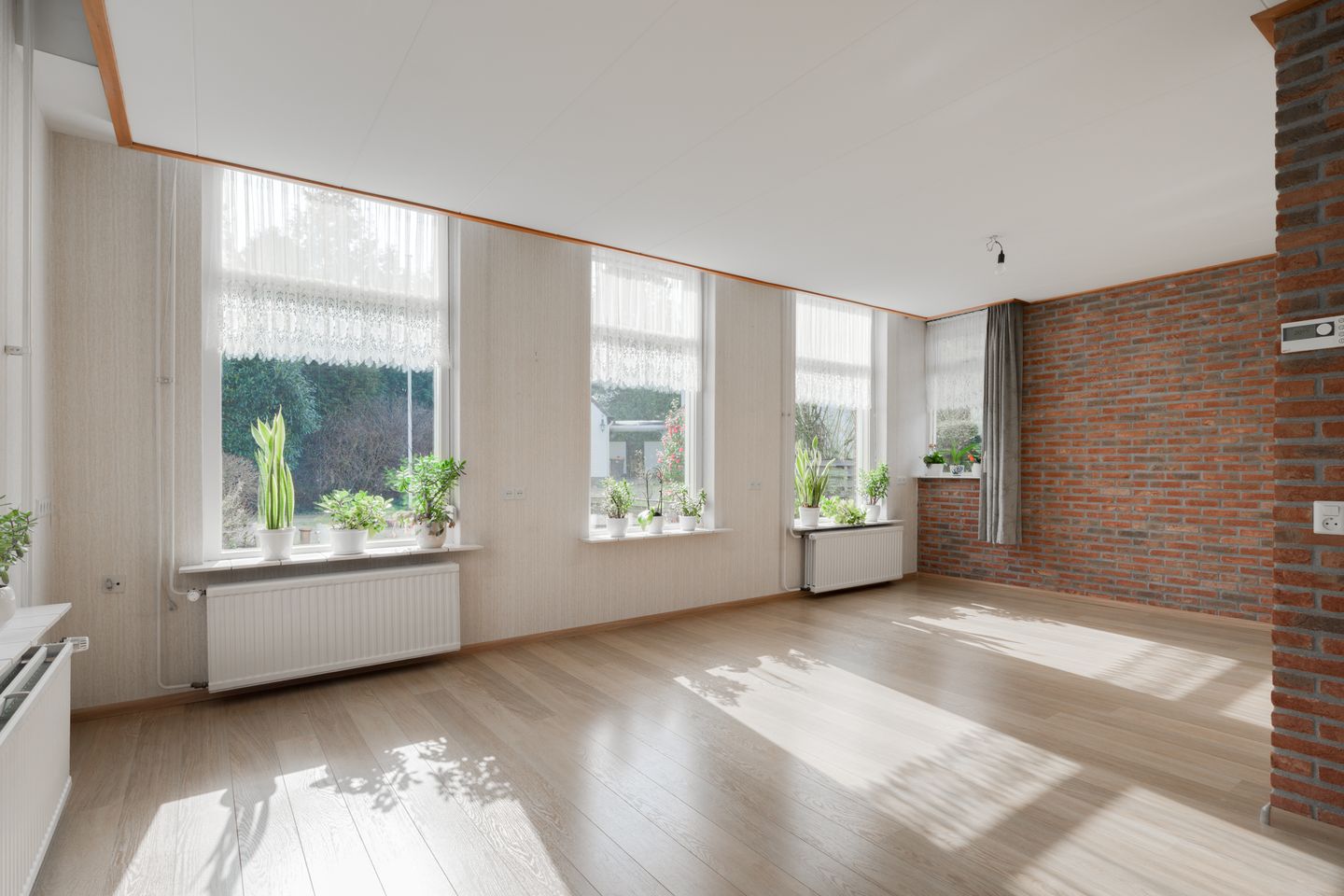 Foto 5 van Max van Damstraat 11