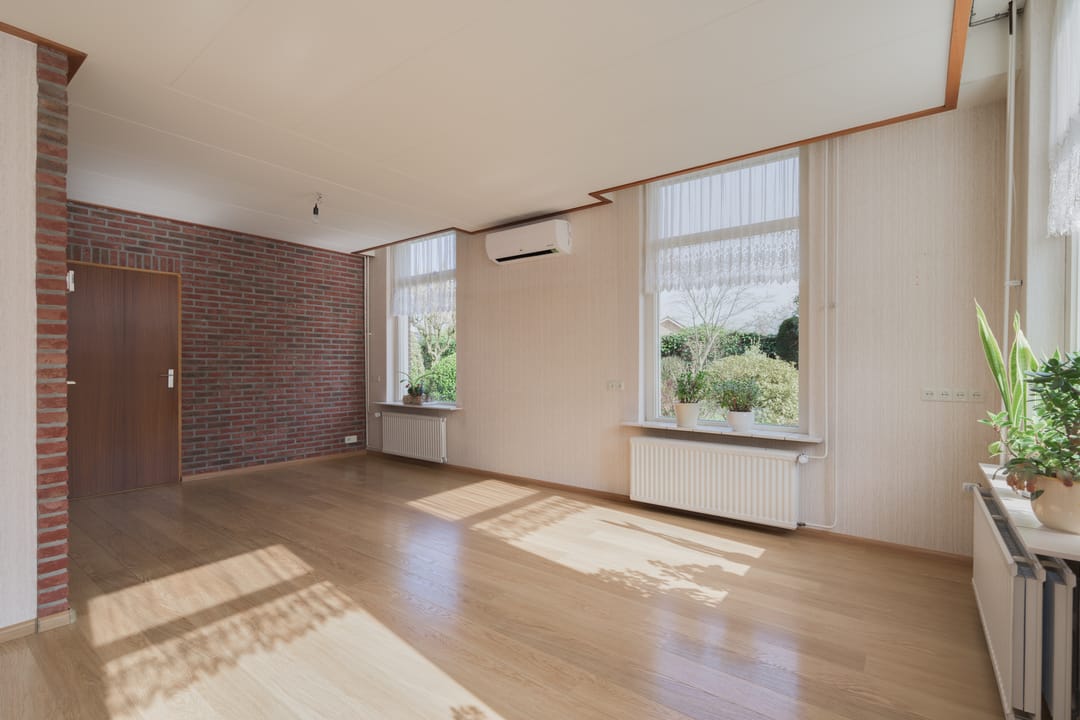 Foto 8 van Max van Damstraat 11