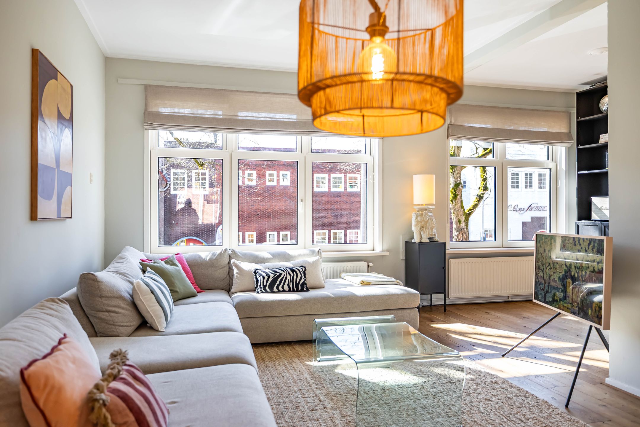Spacious family home with luxury kitchen and 4 bedrooms — 34