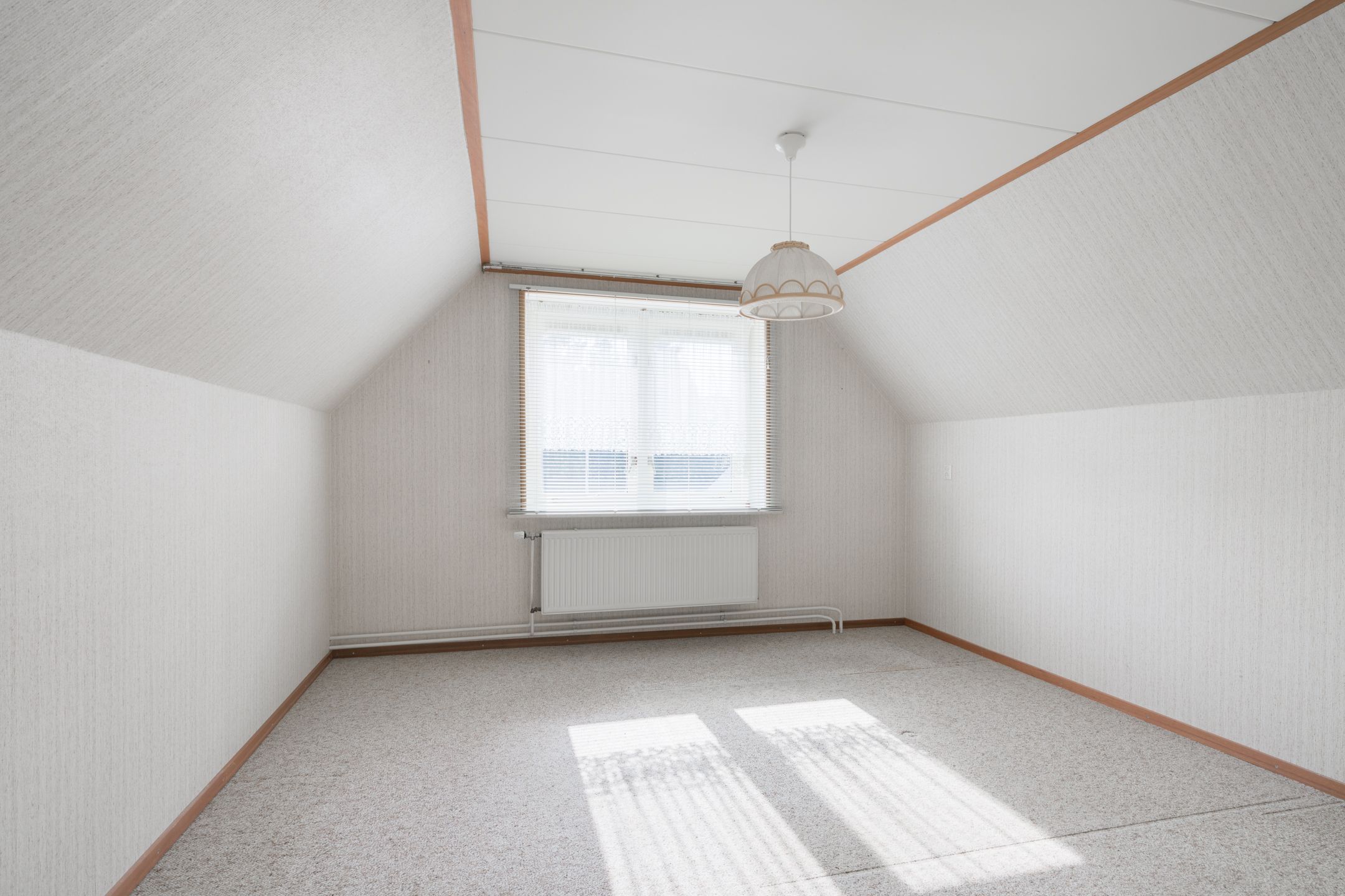 Foto 21 van Max van Damstraat 11