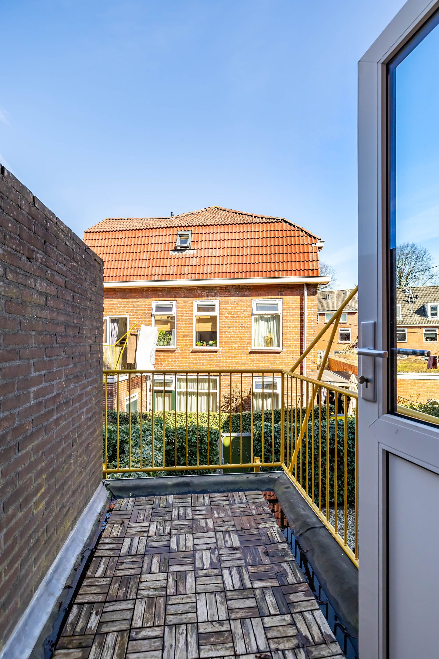 Spacious family home with luxury kitchen and 4 bedrooms — 48