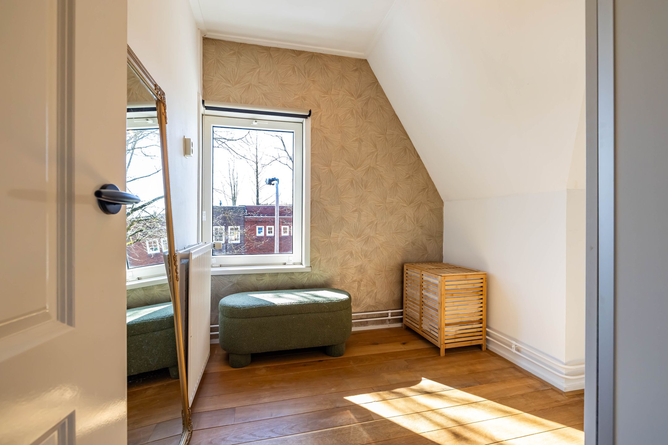 Spacious family home with luxury kitchen and 4 bedrooms — 52