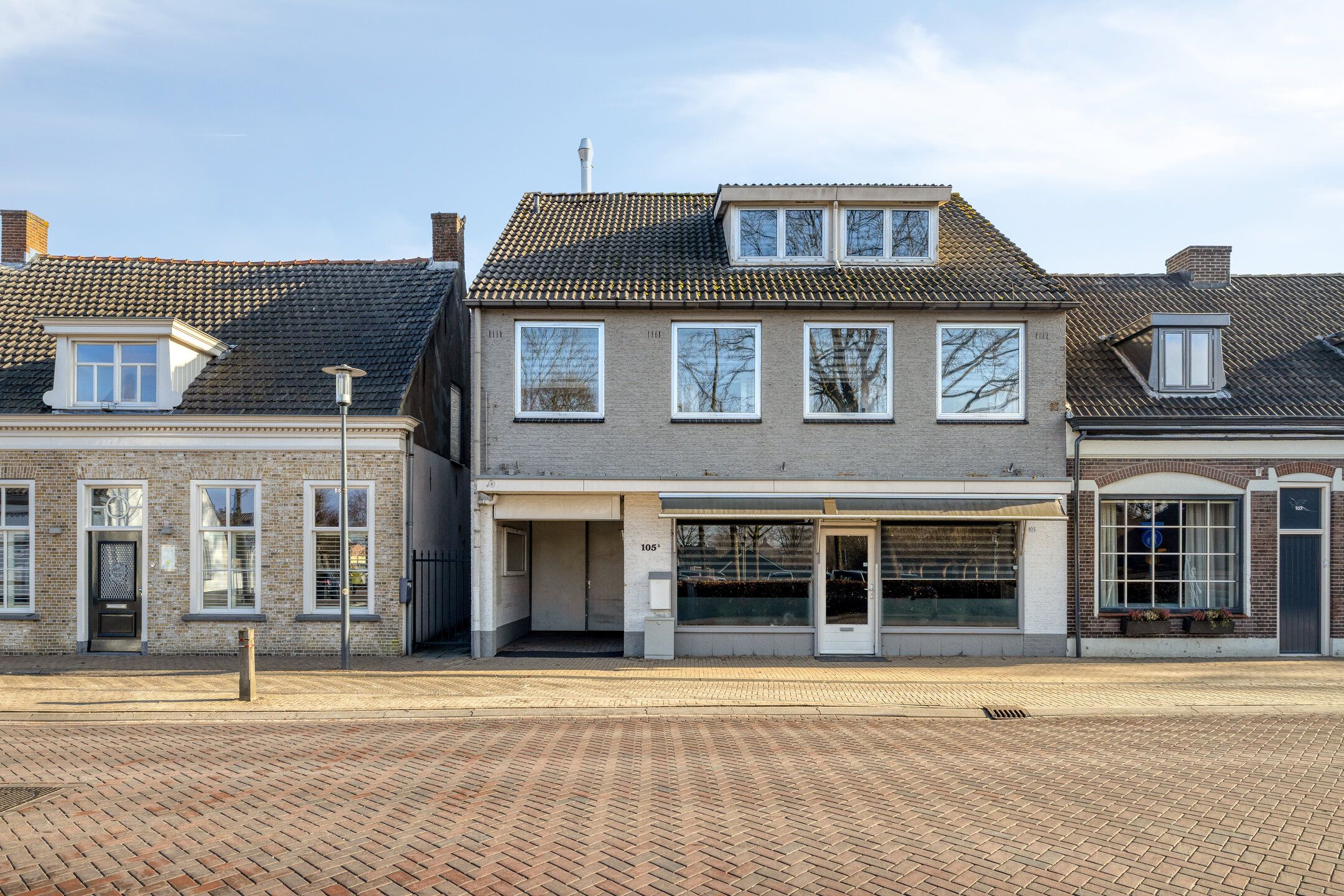 Dorpstraat 105