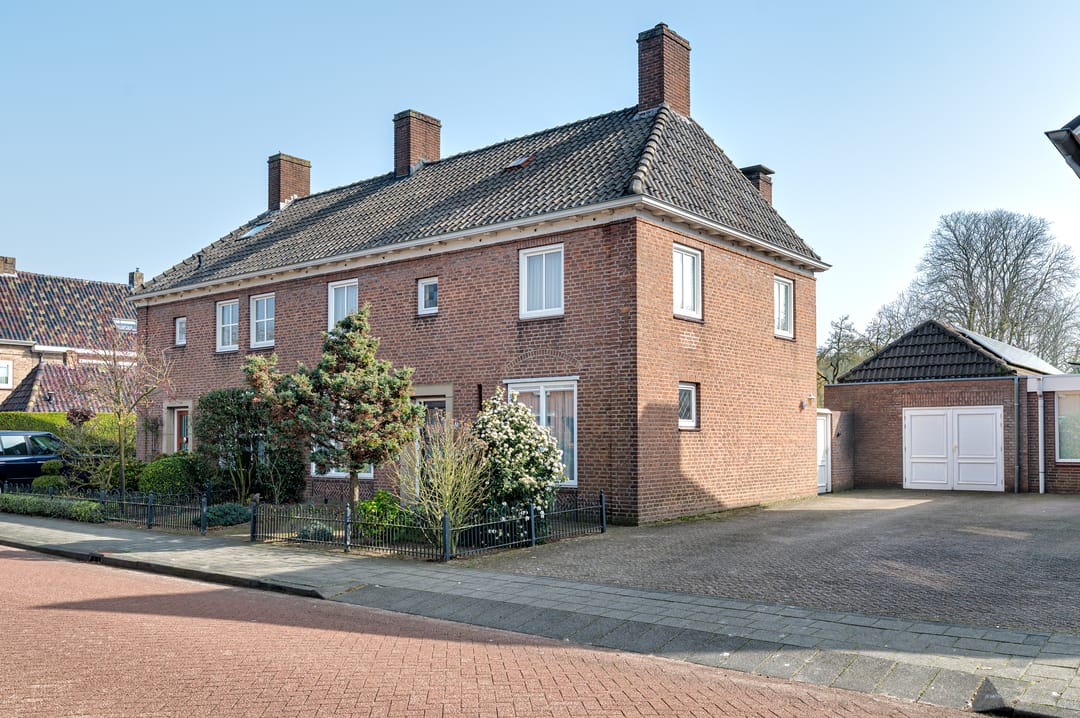 Photo 37 of Mgr. Zwijsenstraat 7