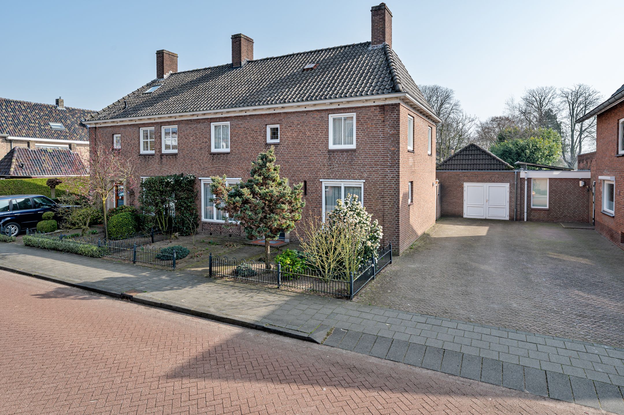 Photo 39 of Mgr. Zwijsenstraat 7
