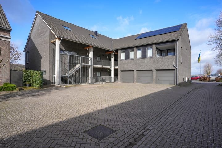 Photo 5 of Heerenhofweg 22-A