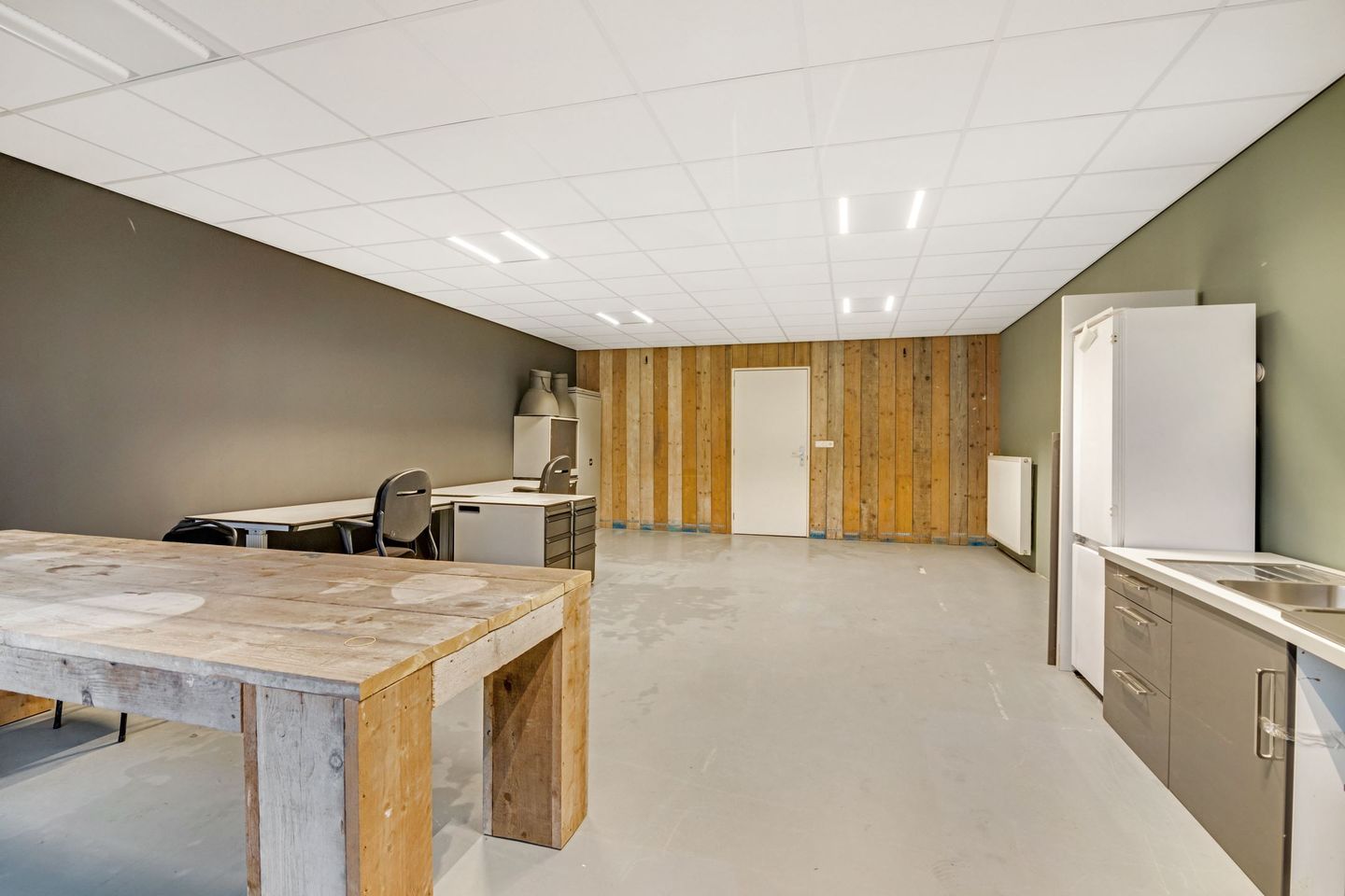 View photo 2 of Apolloweg 17-r