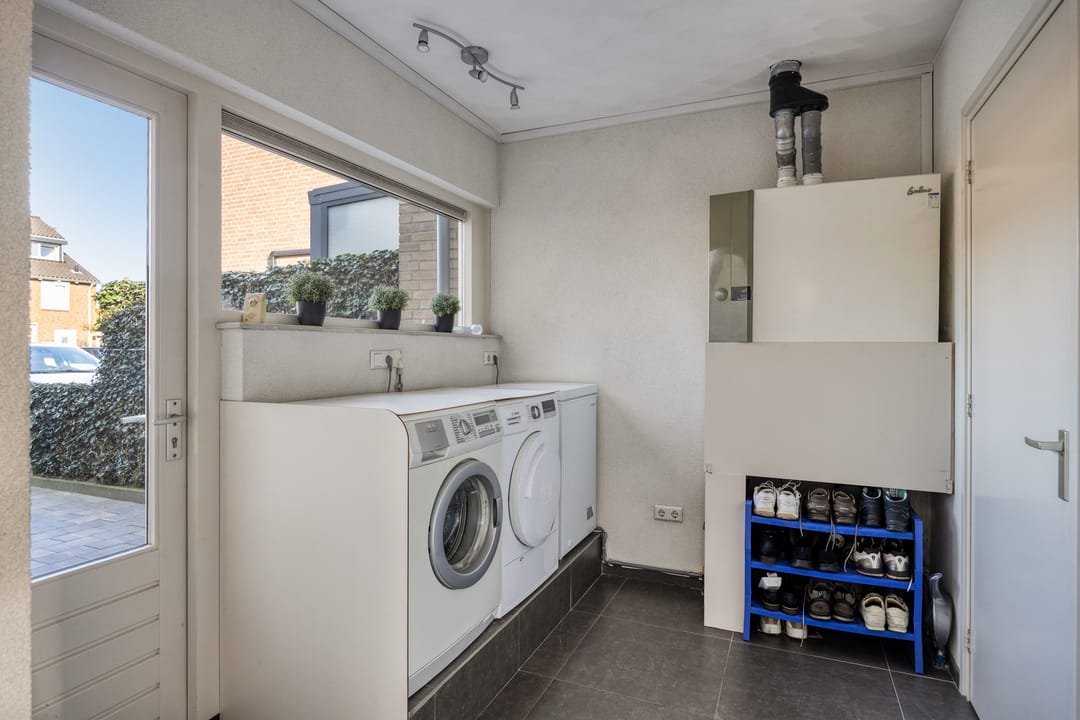 Foto 41 van Mgr. Nolenslaan 36