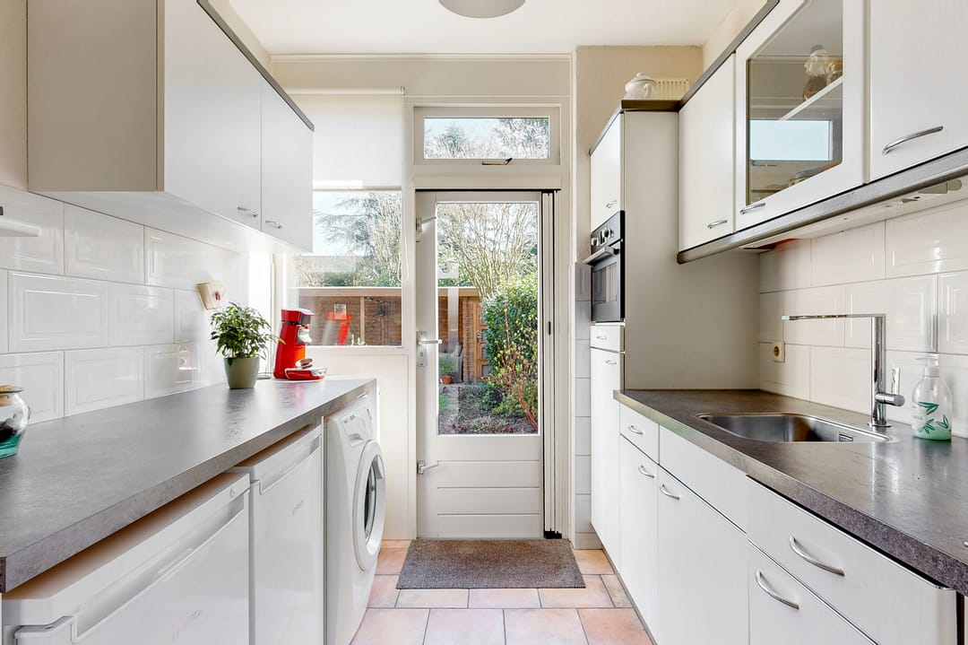 Photo 11 of Korenbloemstraat 13