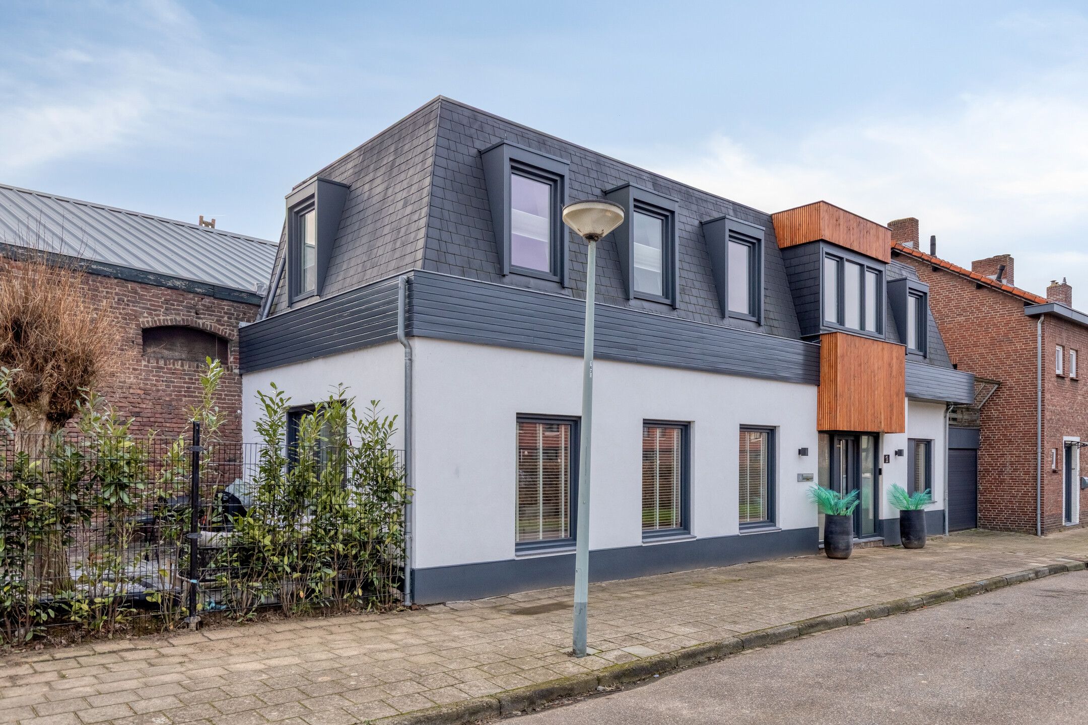 Foto 48 van Prinses Marijkestraat 1