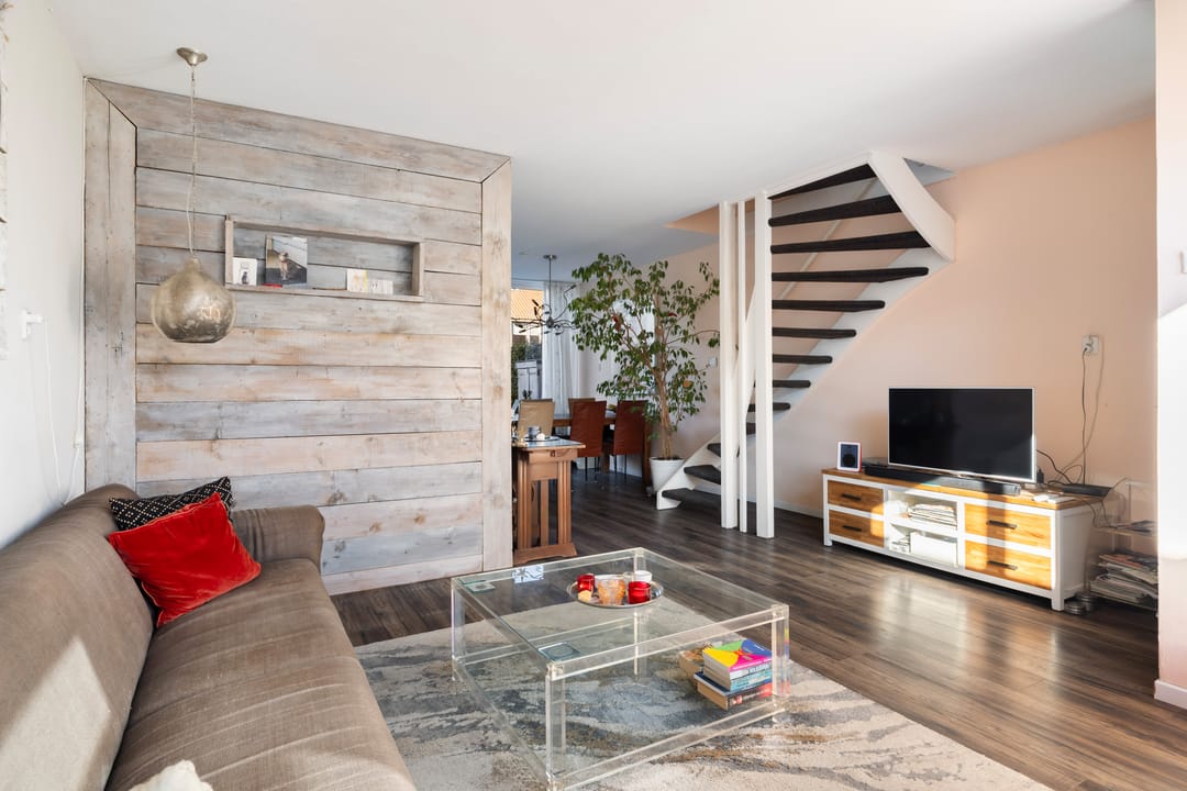 Photo 11 of Zwaluwstraat 216