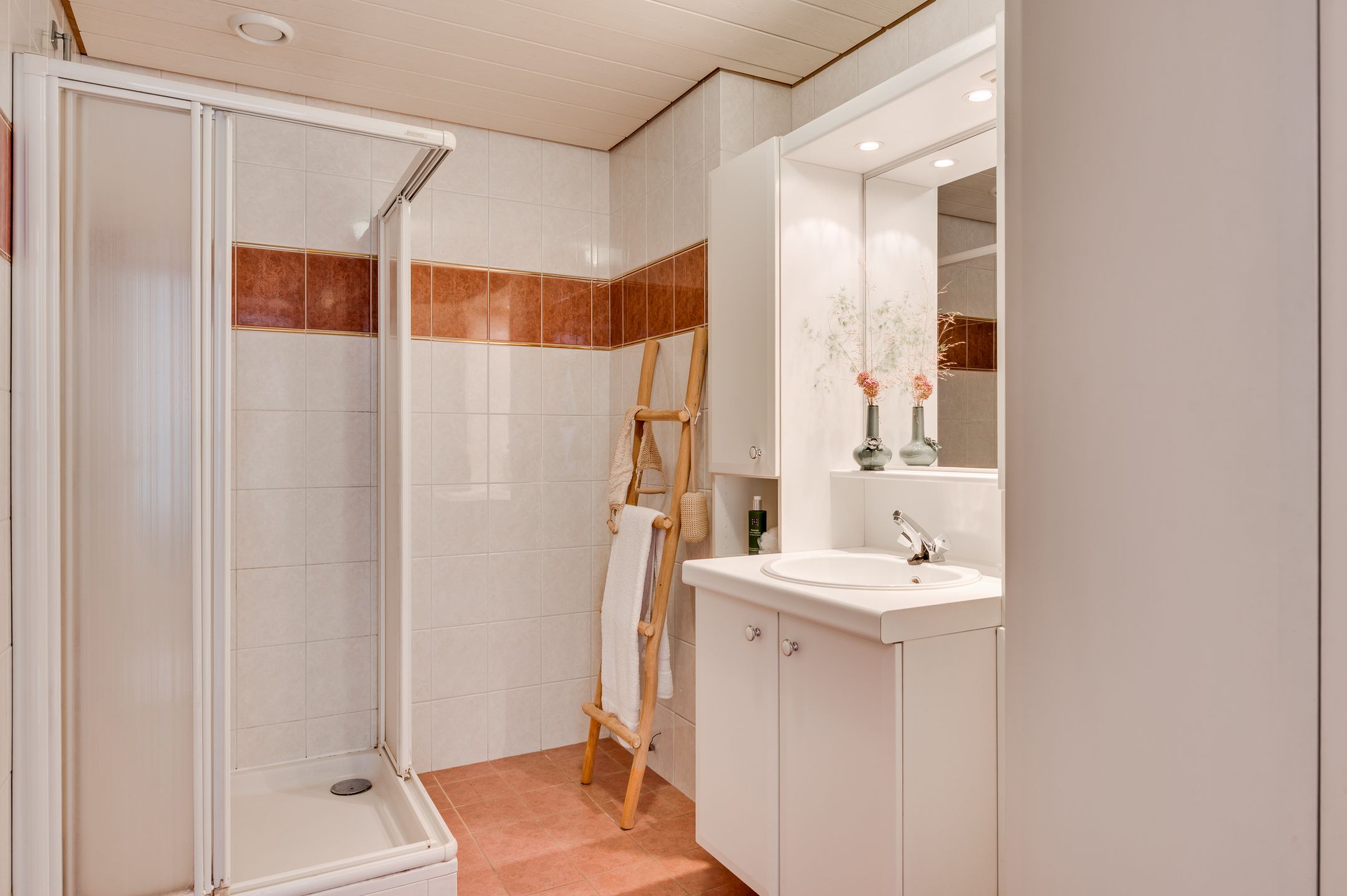 Foto 15 van Parallelweg 26