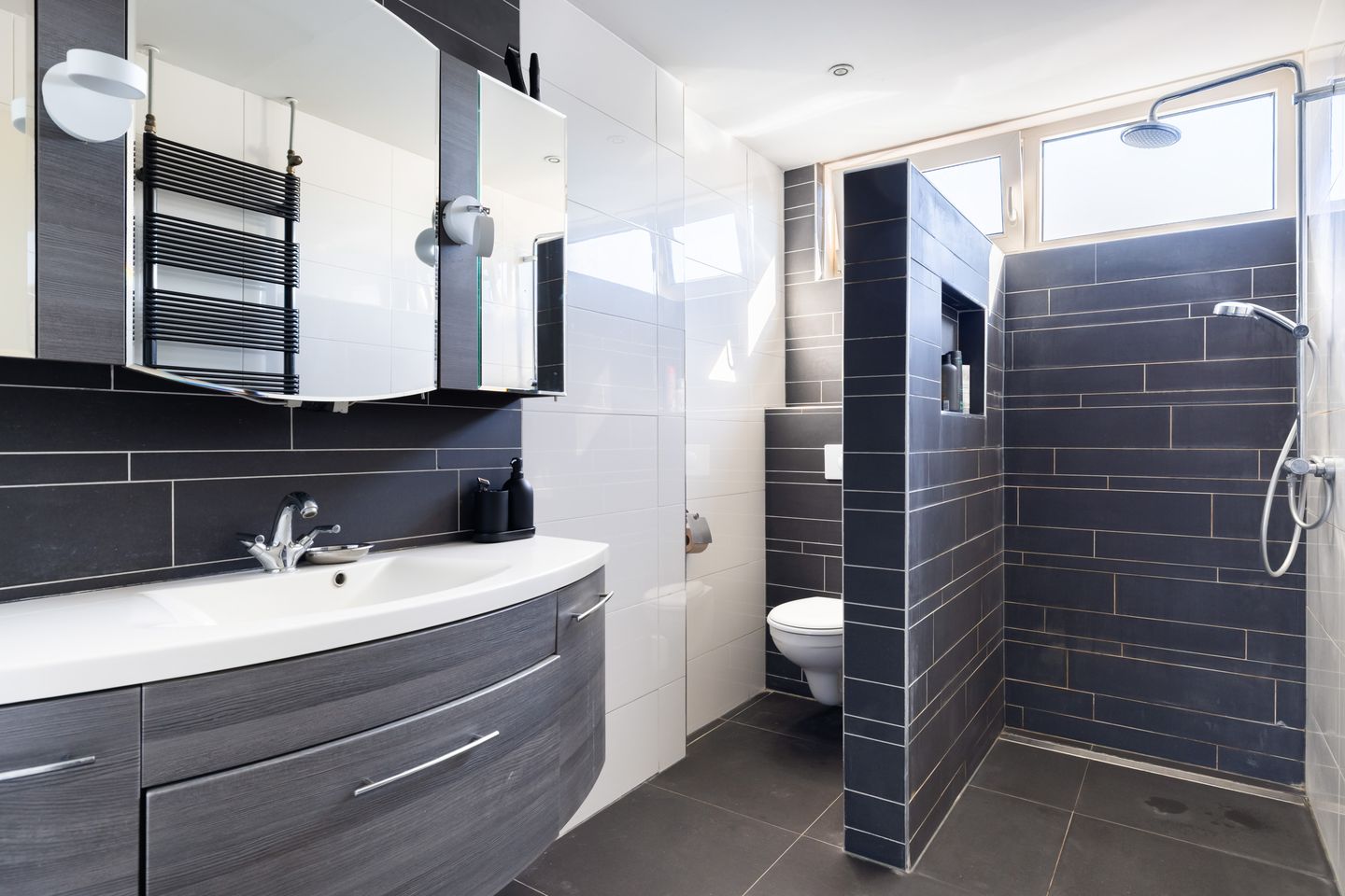 Photo 25 of Zwaluwstraat 216