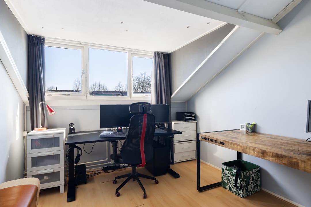 Photo 32 of Zwaluwstraat 216