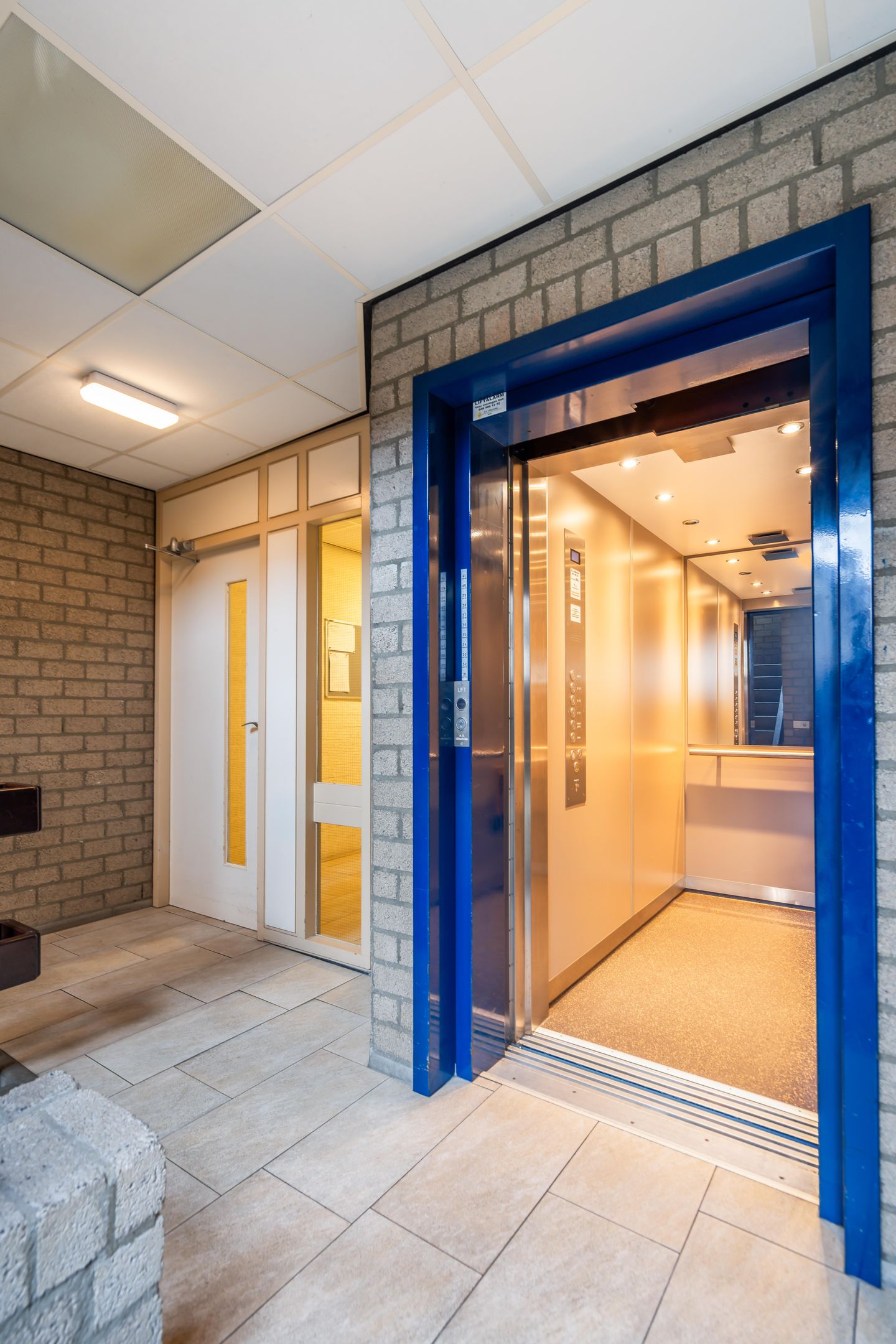 Foto 25 van Parallelweg 26