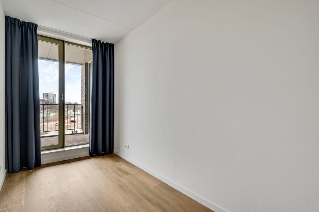 Photo 8 of Frederik Hendriklaan 58-B02