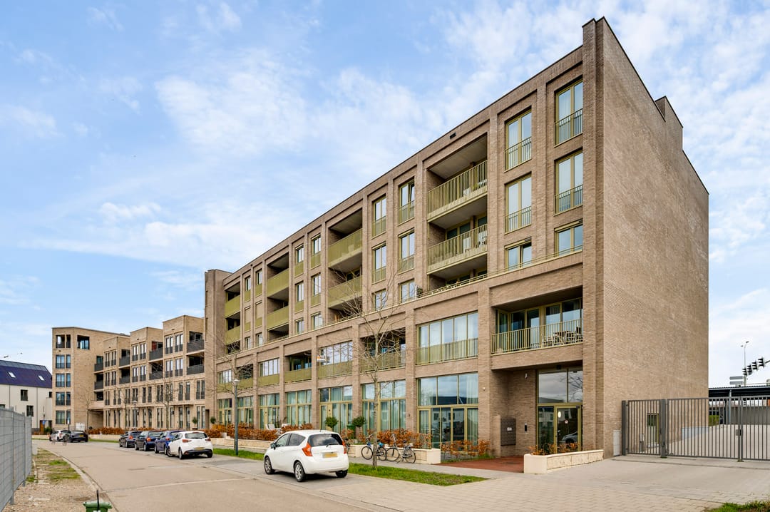 Photo 17 of Frederik Hendriklaan 58-B02