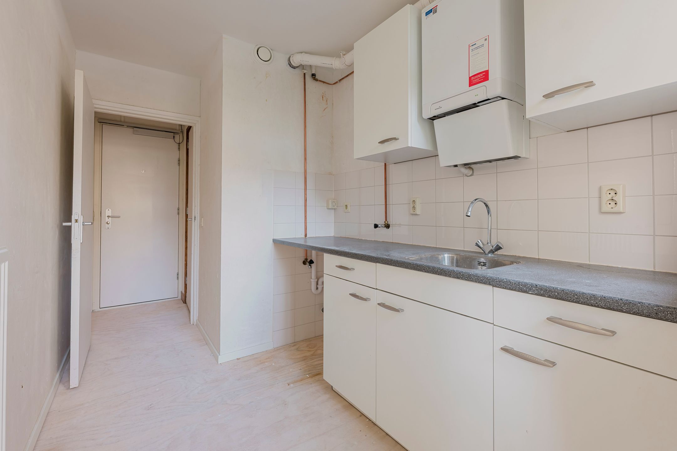 Photo 12 of Camperstraat 3-2