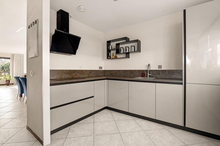 Photo 2 of Magneetveld 43