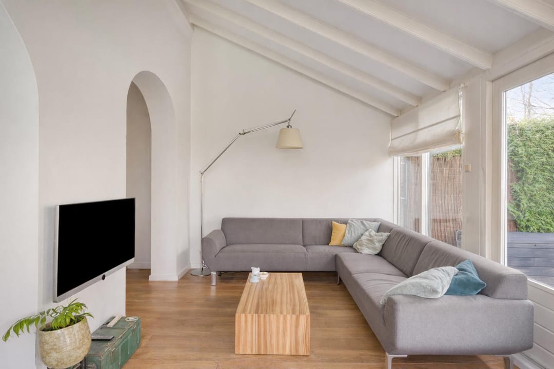 Foto 8 van van der Veurweg 16