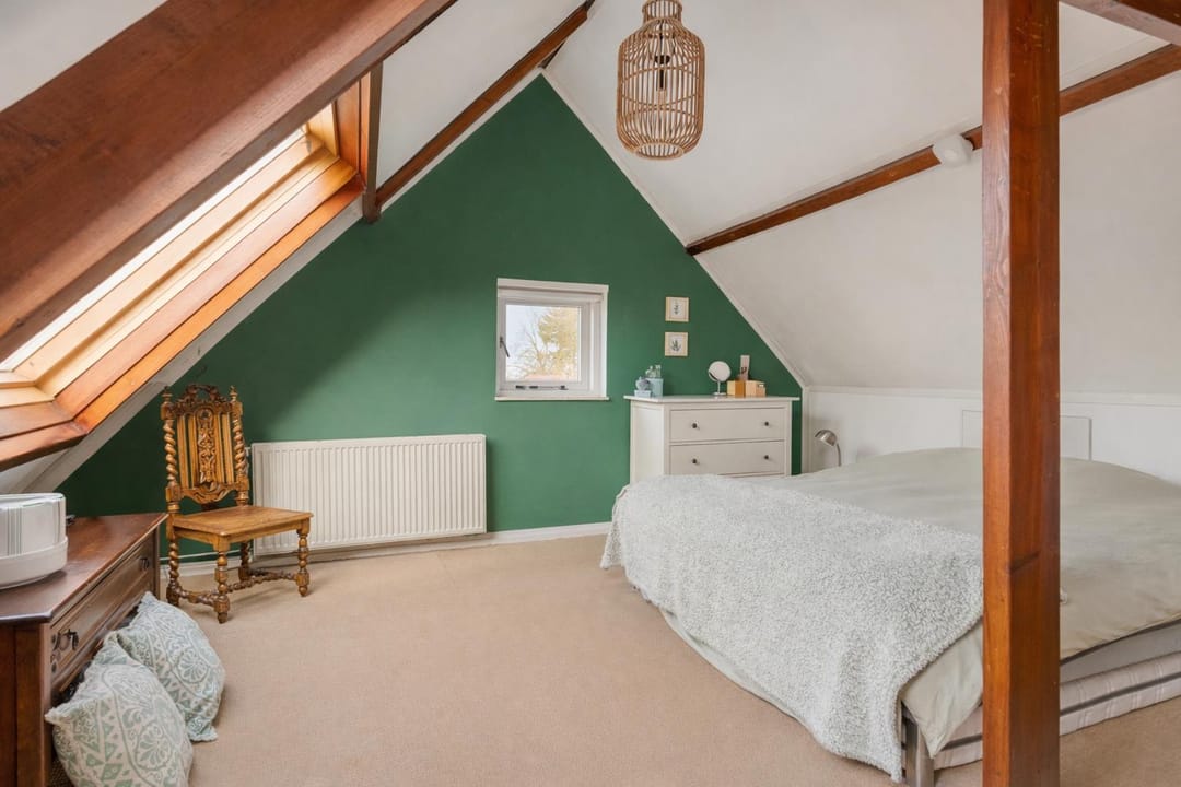 Foto 22 van van der Veurweg 16