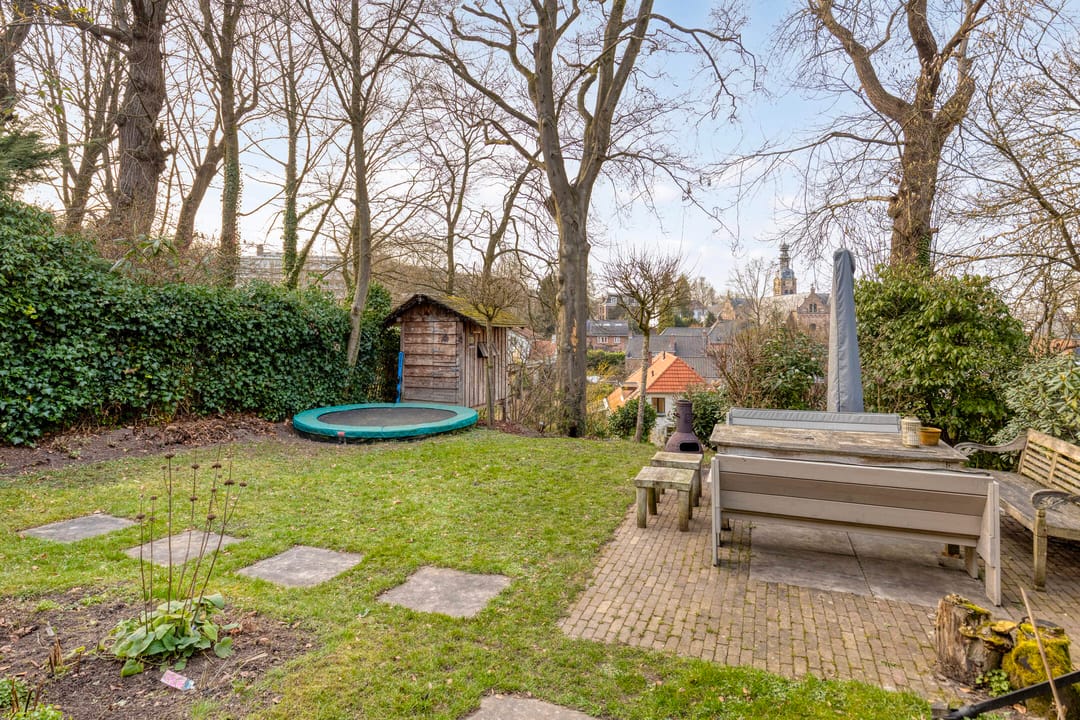 Foto 32 van van der Veurweg 16