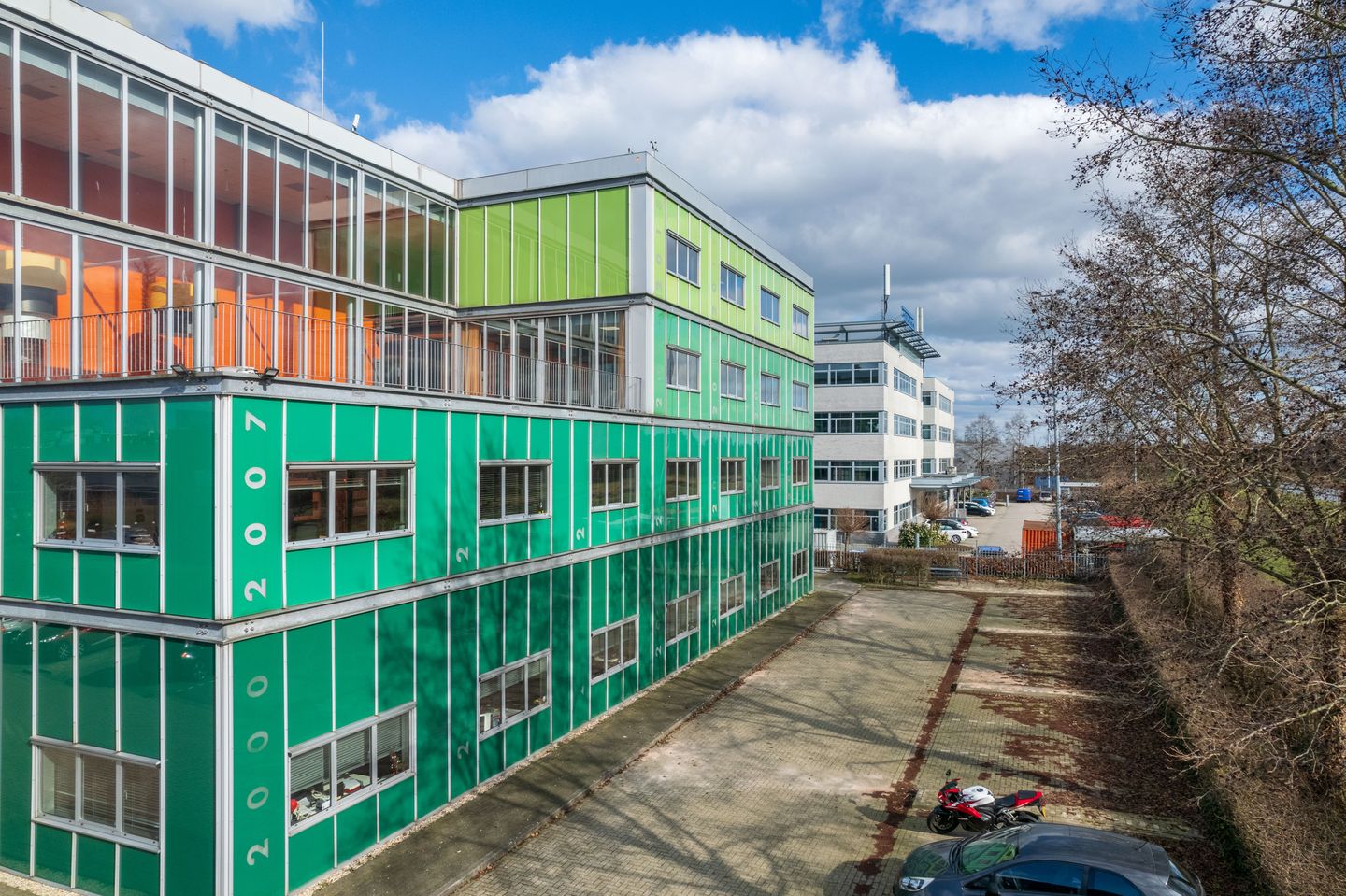 Bekijk foto 2 van Maagdenburgstraat 24