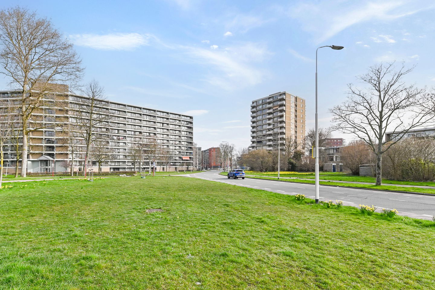 Spacious 4-Room Apartment with Sunny Balcony in Zoetermeer — 33