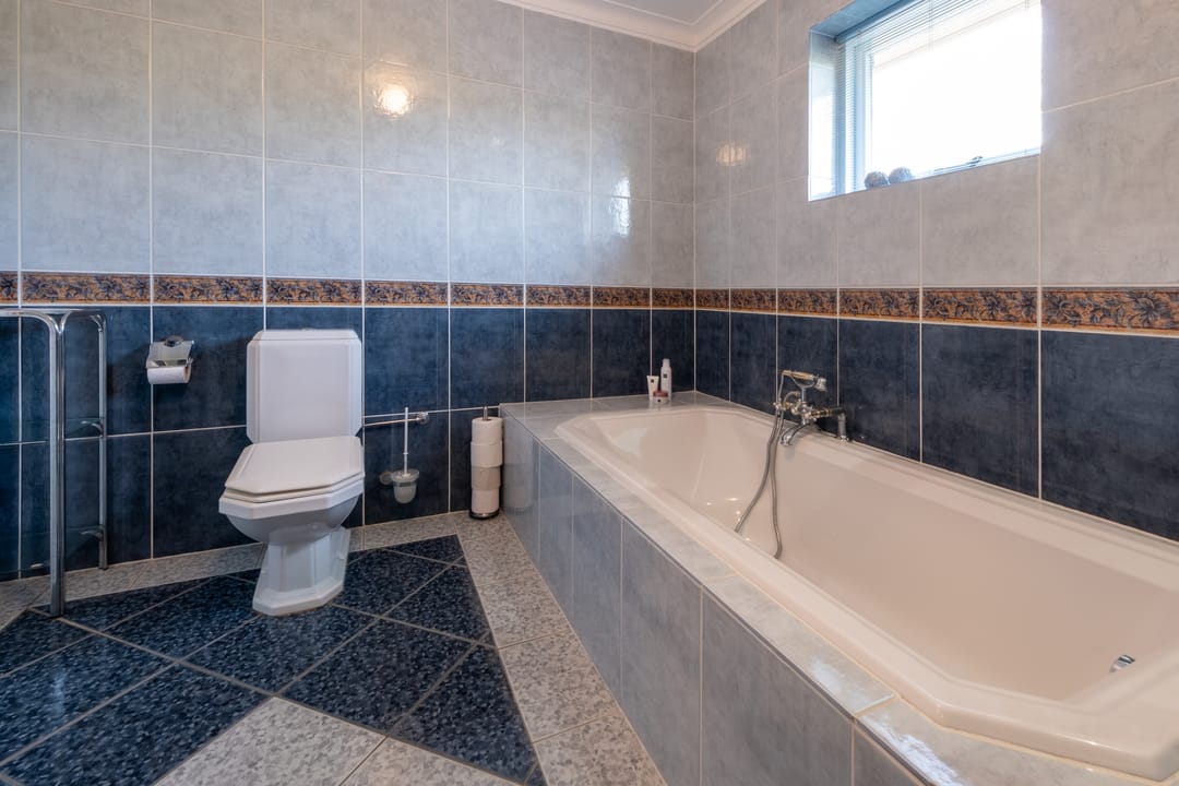 Foto 32 van Roomsterweg 9