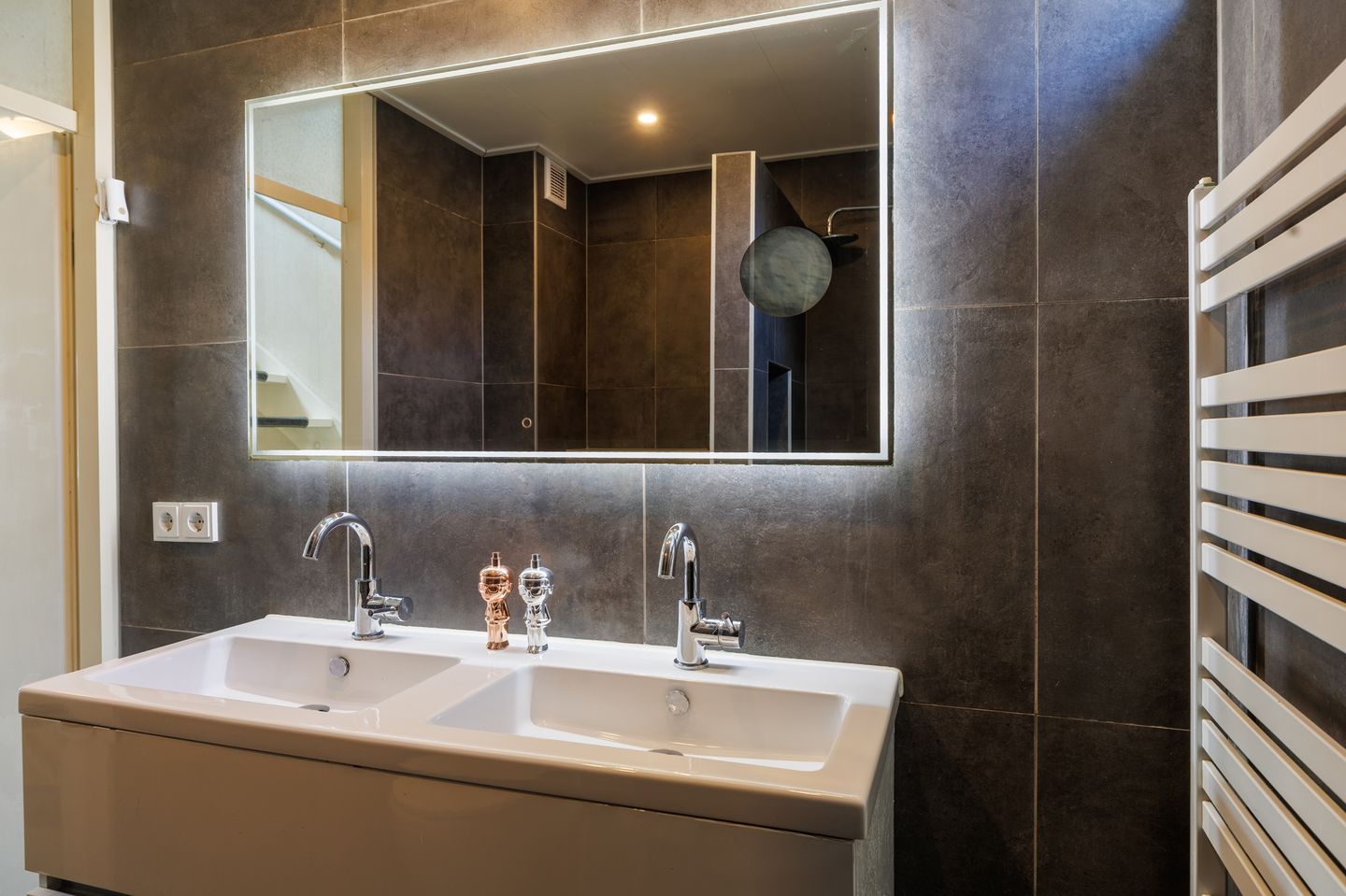 Foto 19 van Ganzerik 47