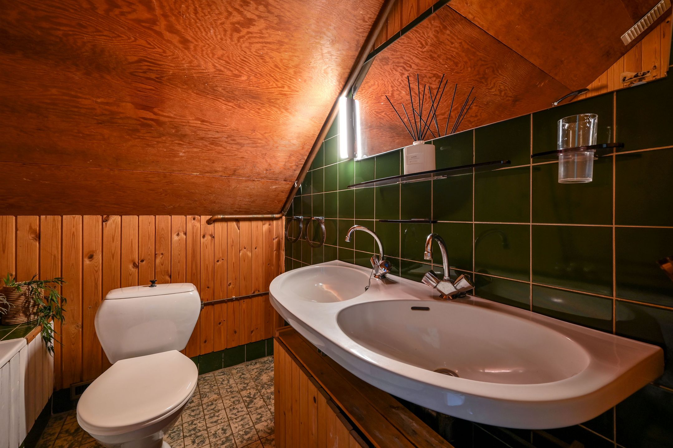 Exclusive villa at ornamental water with privacy and expansion opportunities — 36