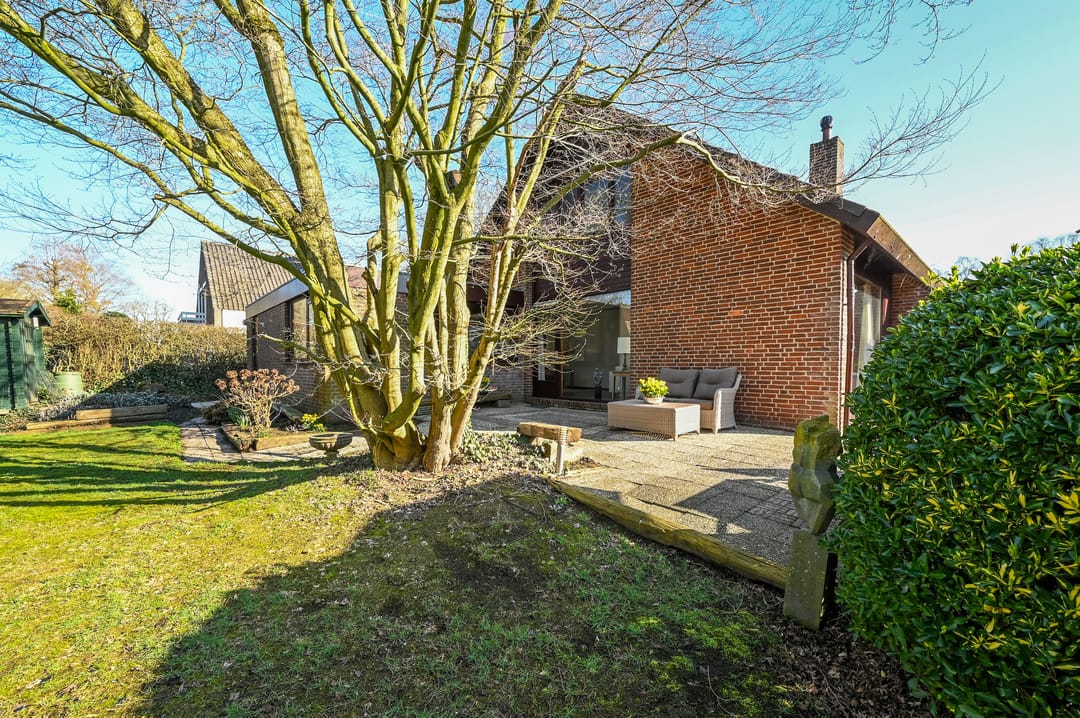 Exclusive villa at ornamental water with privacy and expansion opportunities — 43