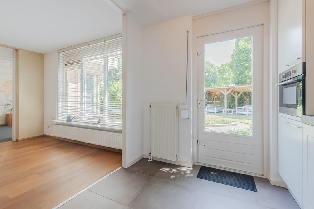 Move-in ready family home with garage and solar panels in Bergen op Zoom — 13