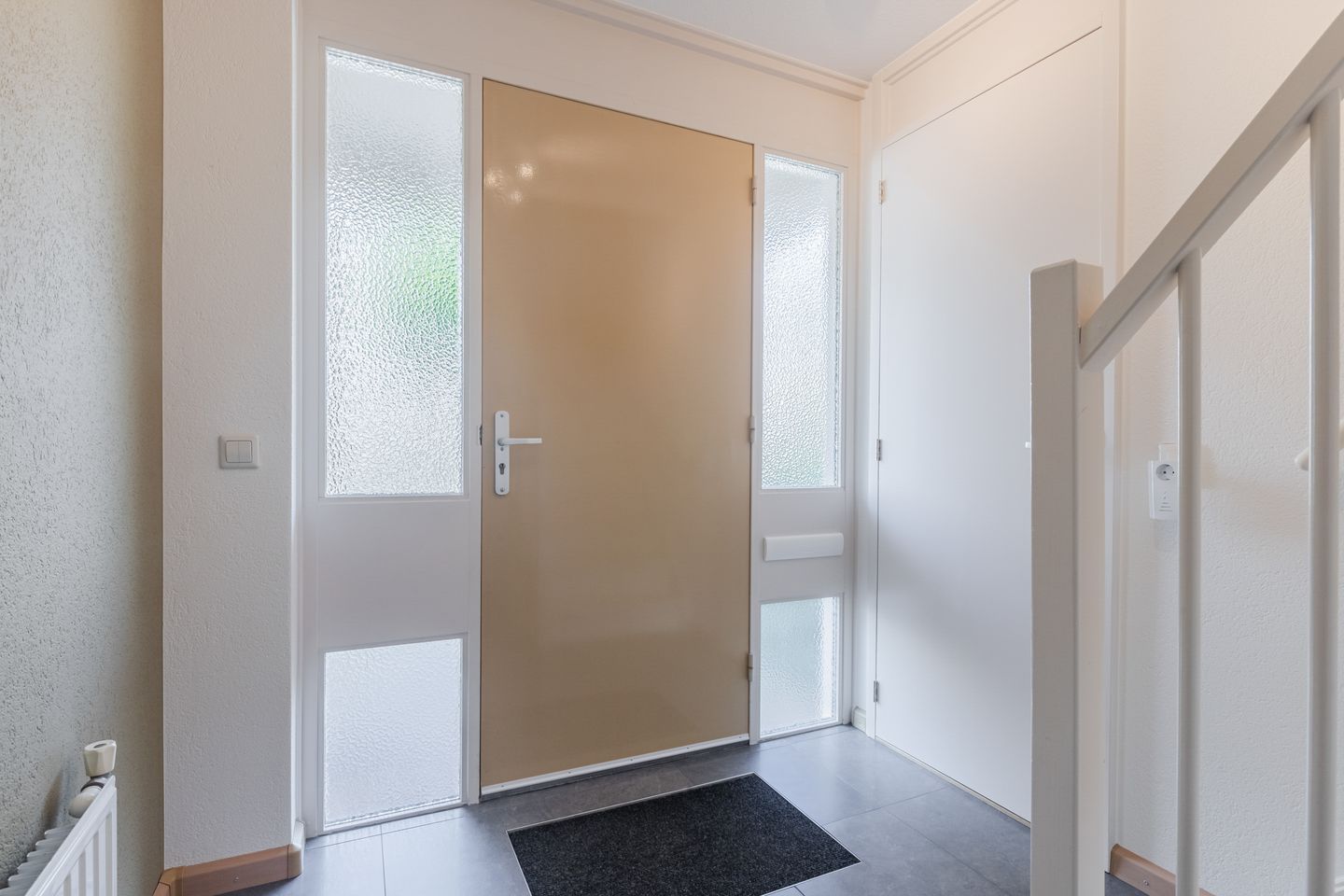 Move-in ready family home with garage and solar panels in Bergen op Zoom — 15