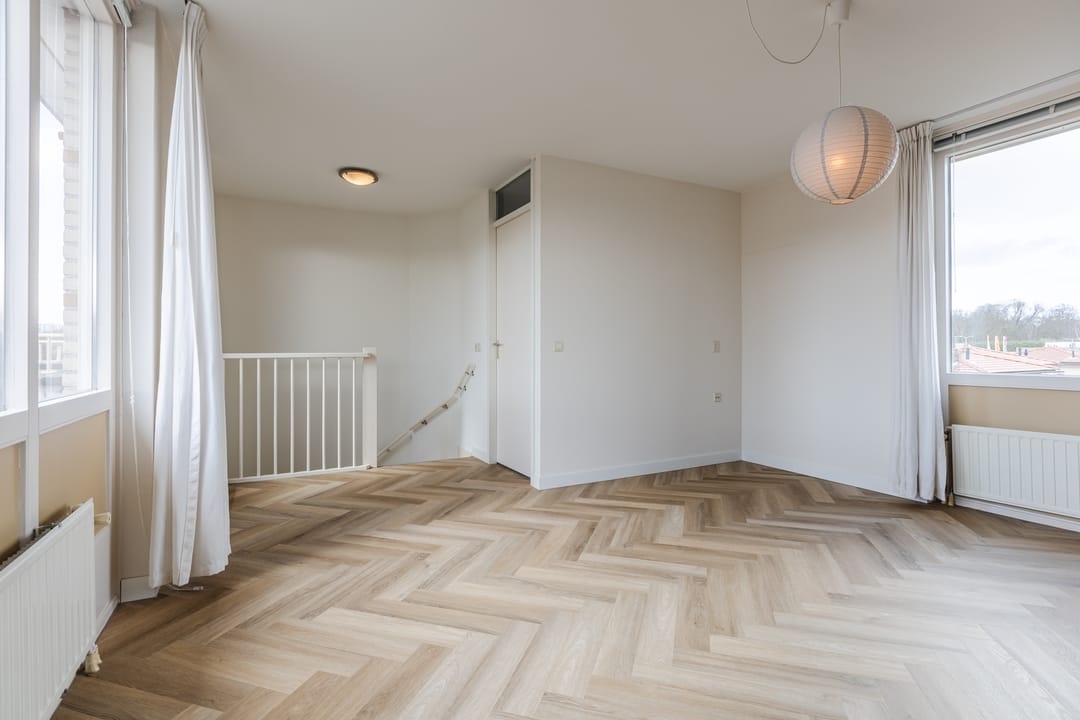 Move-in ready family home with garage and solar panels in Bergen op Zoom — 38