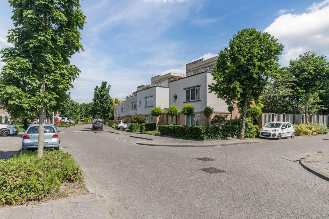 Move-in ready family home with garage and solar panels in Bergen op Zoom — 54