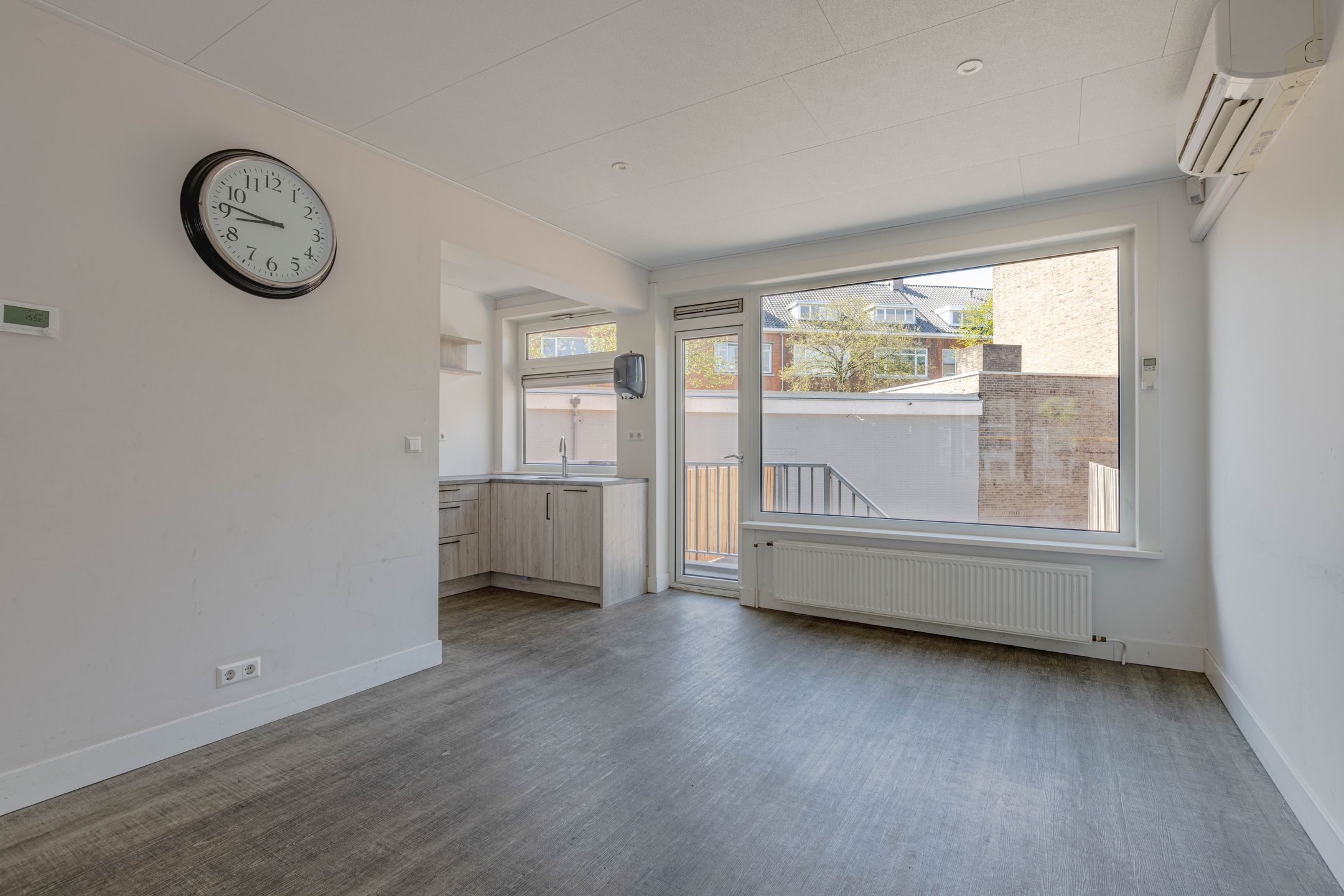 Photo 9 of Terschellingsestraat 33-A