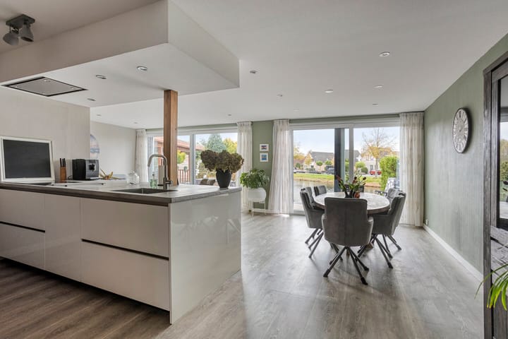 Photo 4 of Karturf 56