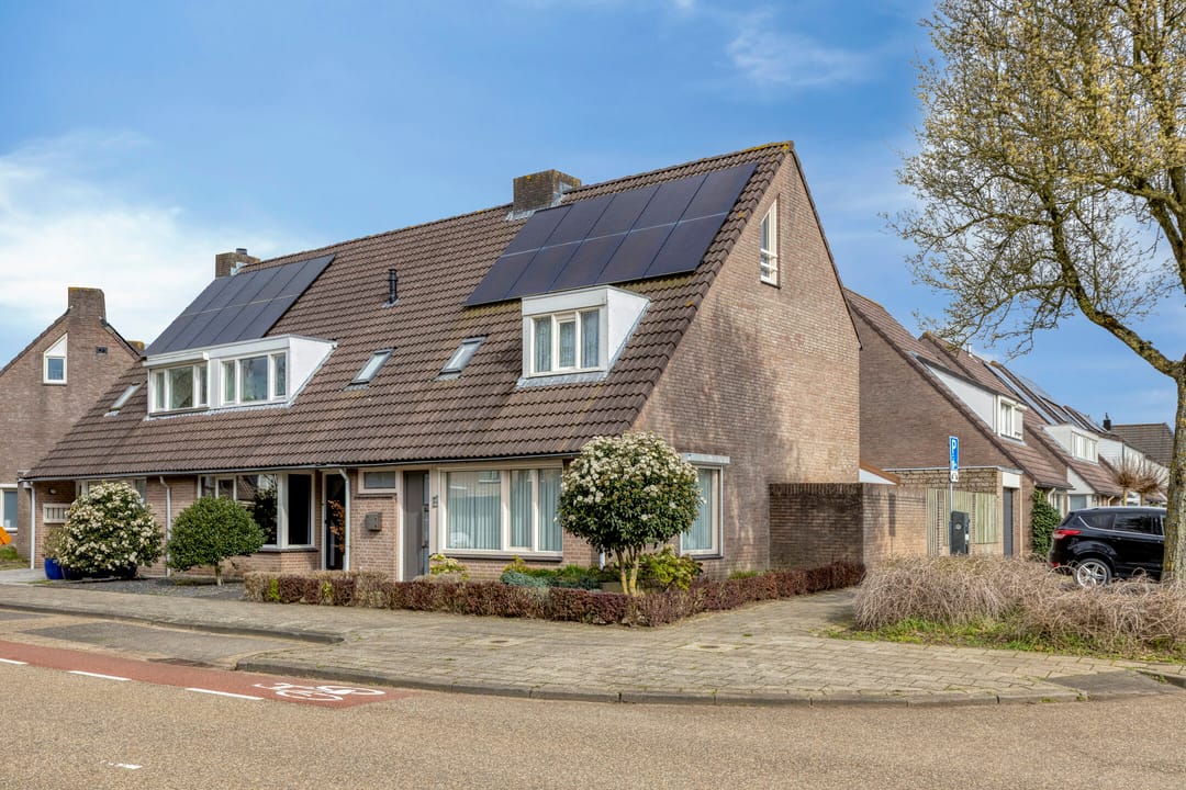 Photo 1 of Bovenhei 66