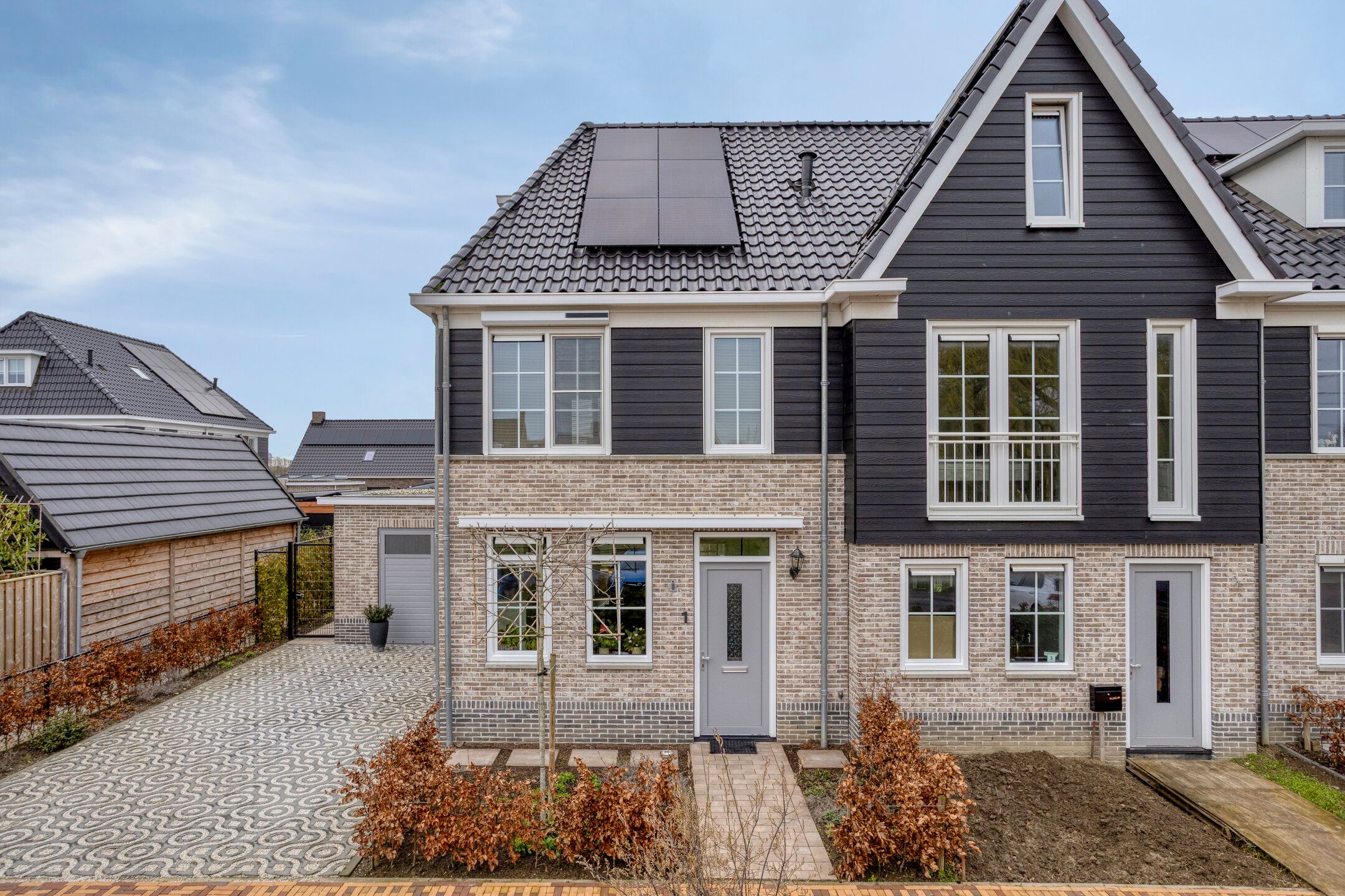 Buying a house in The Netherlands., Enden 1