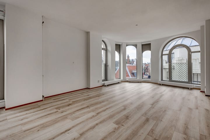 Photo 4 of Duifjessteeg 10