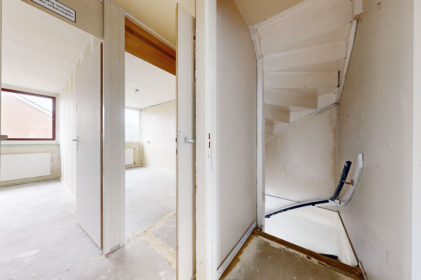 Spacious corner residence with ample natural light and three bedrooms in Zevenbergen — 21