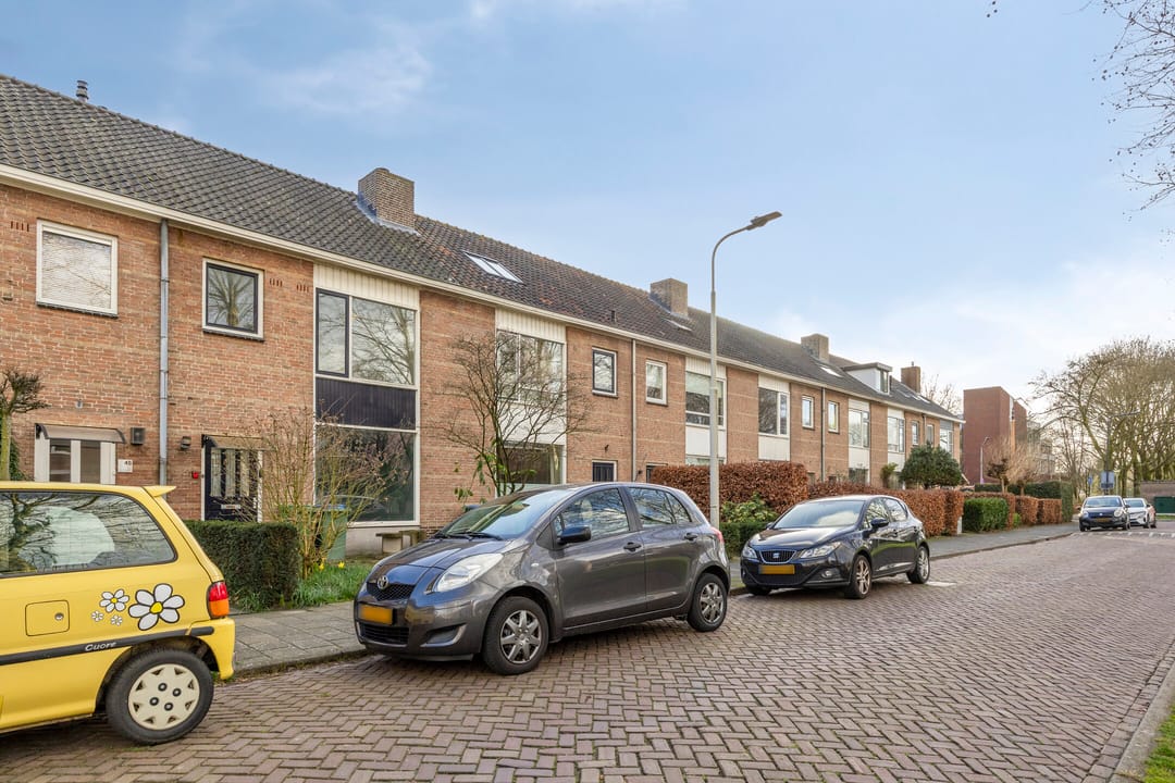 Photo 22 of Brederostraat 47