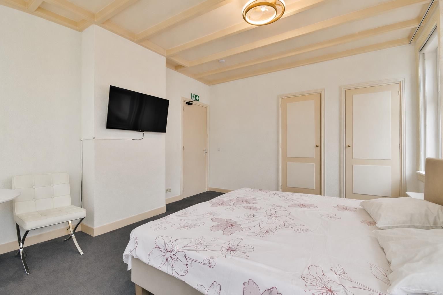 Foto 15 van Purmersteenweg 2