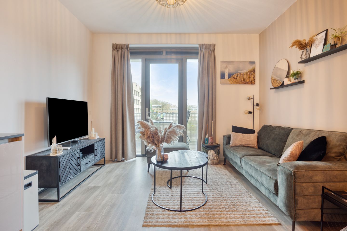 Photo 1 of Raadhuislaan 7-H