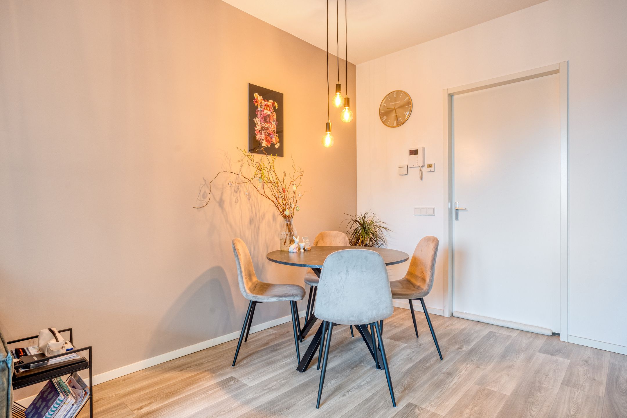 Photo 6 of Raadhuislaan 7-H