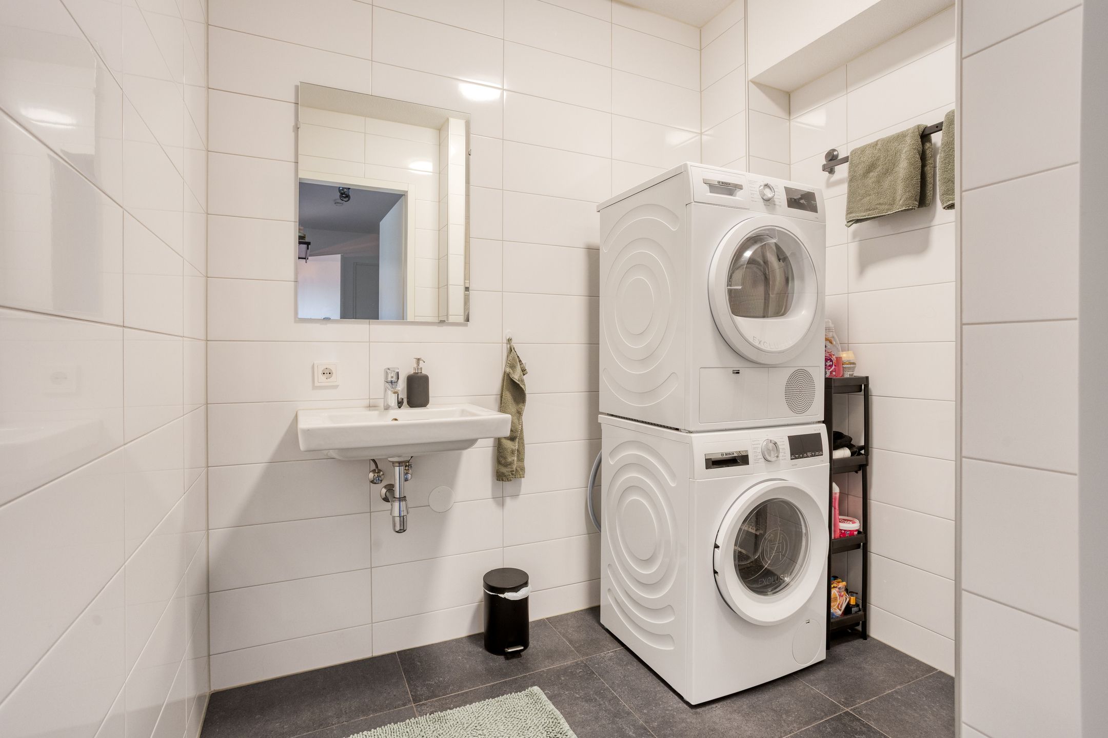 Photo 15 of Raadhuislaan 7-H