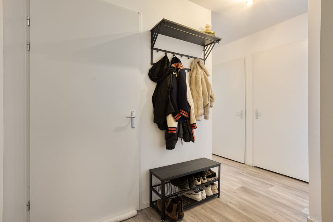 Photo 11 of Raadhuislaan 7-H