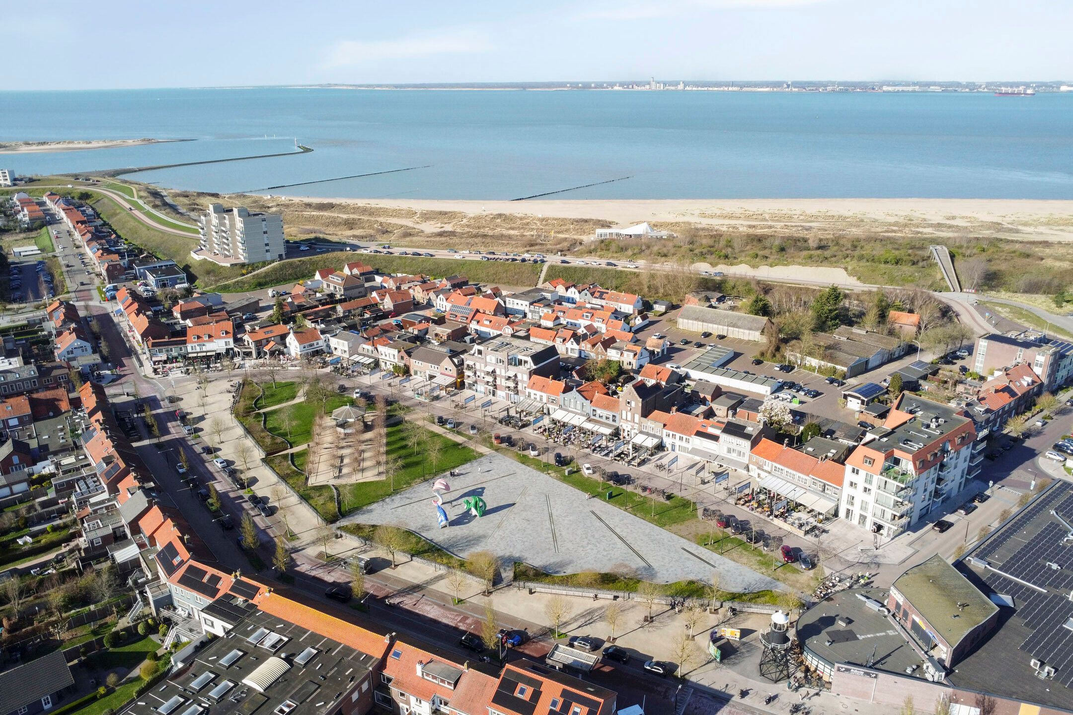 Foto 42 van Boulevard 100