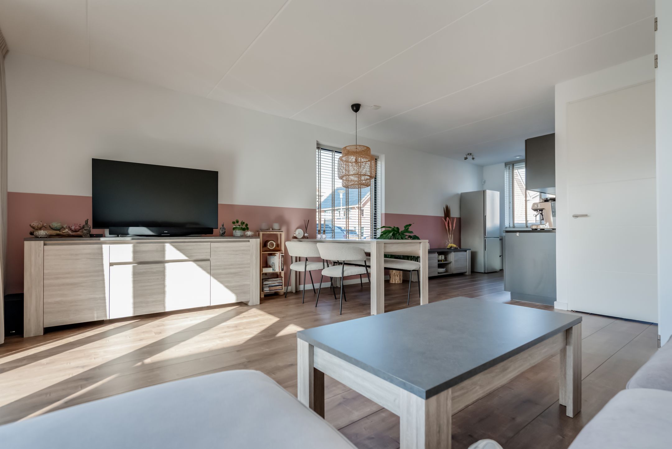 Foto 12 van Kastanjeleane 90